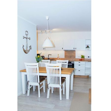 Cottage Im Gutspark, Perlie - Komfort Trifft Maritimes Flair Rerik Eksteriør billede